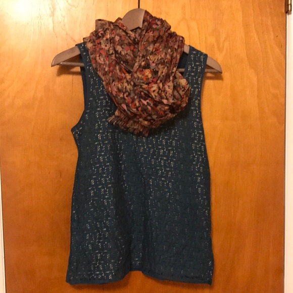 Ann Taylor Blue Lace Lined Tank, Small - Picture 2 of 5